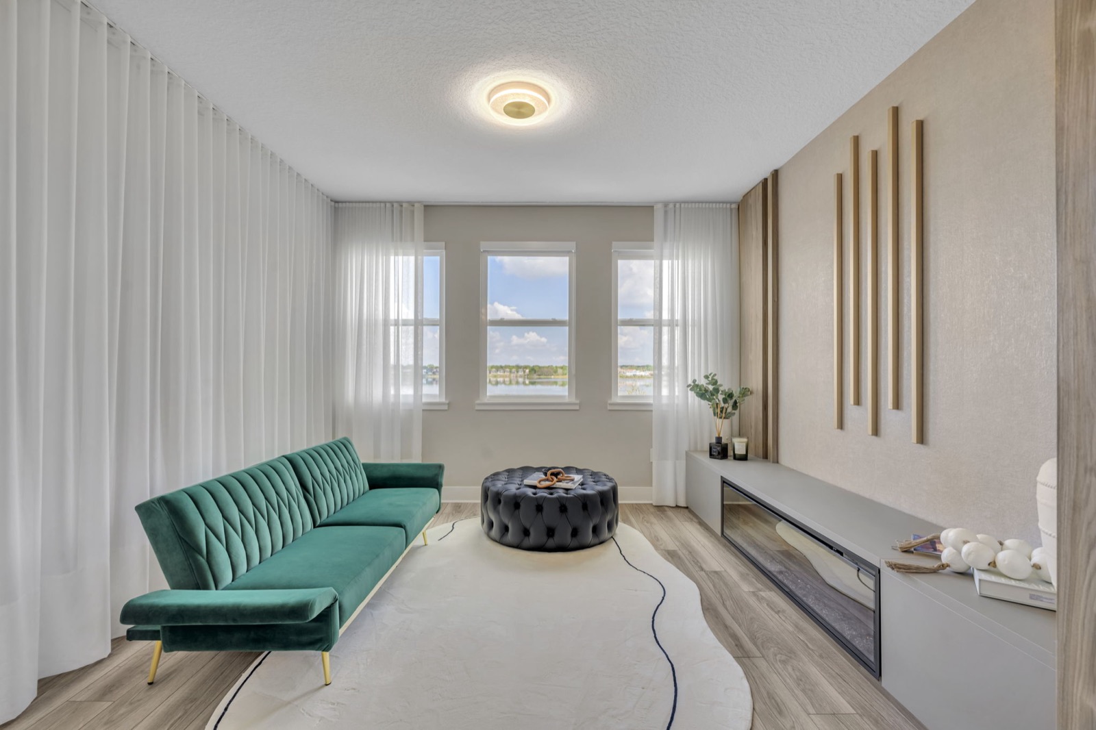 Staged home in Madeira Beach, FL