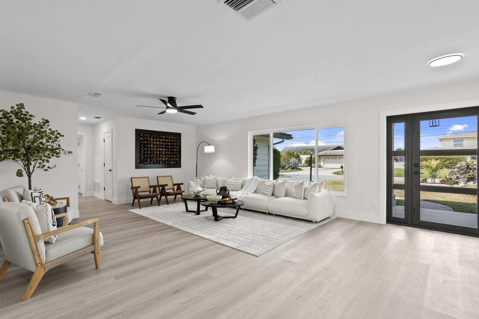 Staged home in Palm Harbor, FL