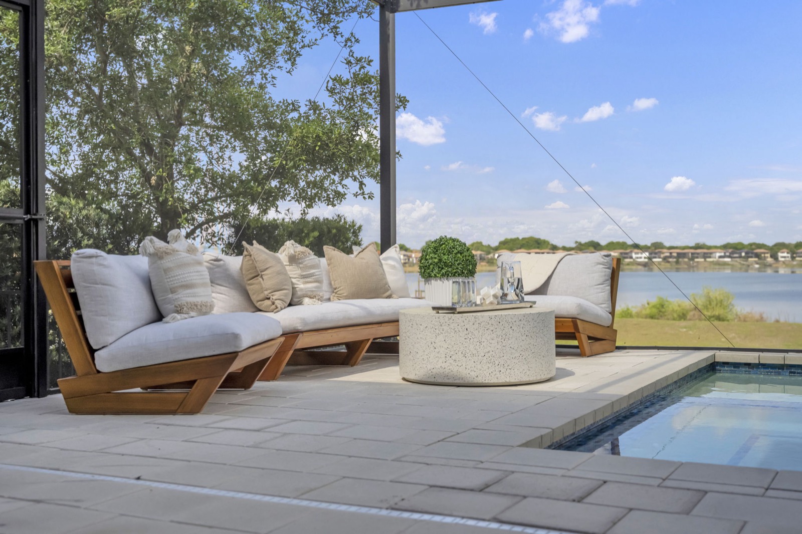 Staged home in Valrico, FL