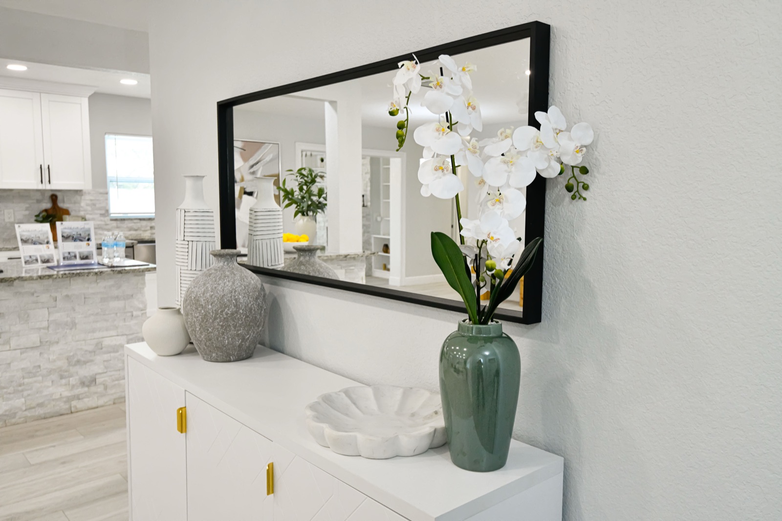 Staged entryway, Tampa Bay FL